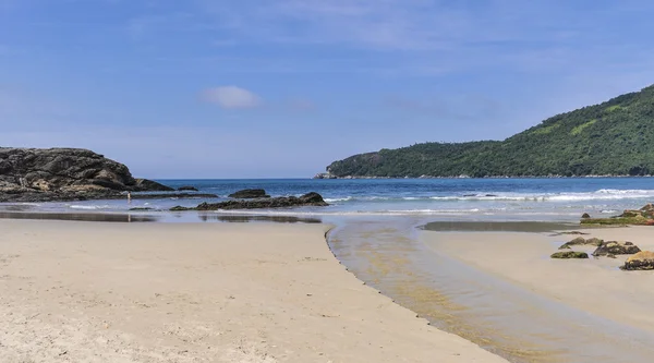 Pláž v Trinidade, Paraty, Brazílie — Stock fotografie