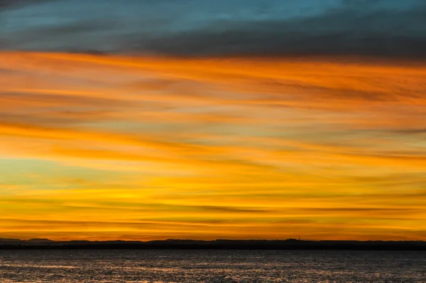 Sonnenuntergangsfarben in morro de sao paulo, salvador, brasilien — Stockfoto