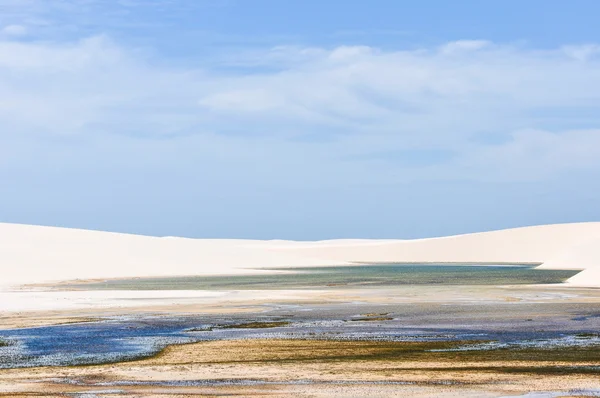 Λιμνοθάλασσες στη Lencois Maranheses, Βραζιλία — Φωτογραφία Αρχείου