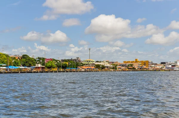 Der blick auf santarem im amazonischen regenwald, brasilien — Stockfoto