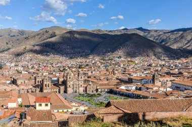 Cusco, Peru için ana kare havadan görünümü