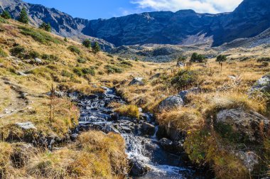 Sakin akarsu Vadisi Estanyo nehir, Andorra
