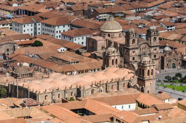 Cusco, Peru için ana kare havadan görünümü