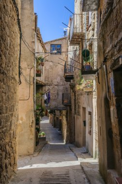 Ortaçağ sokaklarında Sant Joan de Horta, İspanya