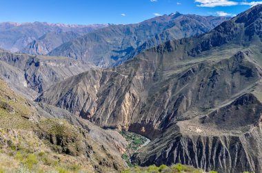 Peru Colca kanyonda panoramik manzaralı