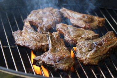 Kuzu pirzolası Barbekü