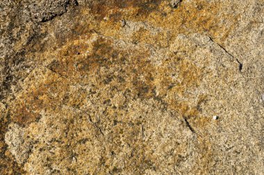 Doku, büyük taş, iskelenin üzerinde duran kaya, kırığın bir parçası.