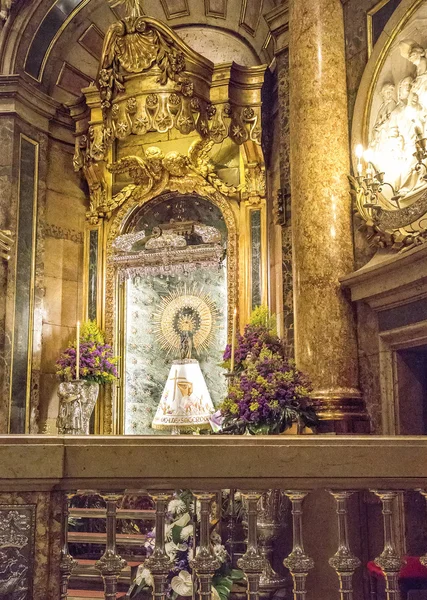 Belső tér, a bazilika, a Virgen del Pilar, Zaragoza, Aragónia, Spanyolország. — Stock Fotó