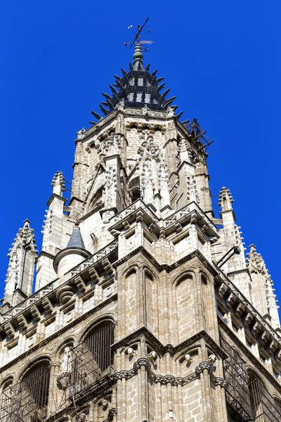 Détail de la cathédrale de Tolède en journée ensoleillée, Espagne . — Photo