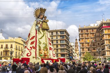 Virgen de los Desemparados Saint Meydanı Fallas festival