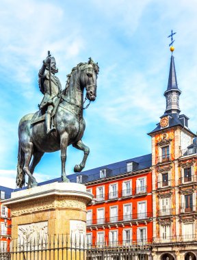 Plaza mayor heykeli ile Kral philips III de madrid, İspanya.