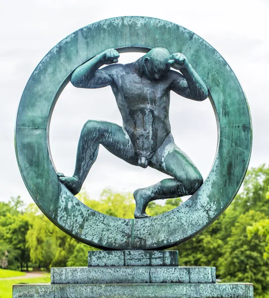 OSLO, NORWAY - JULY 07, 2015: Sculpture in Vigeland park Oslo. — стокове фото