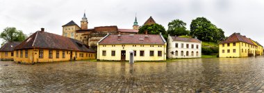 Akershus Fortress yağmurlu bir gün içinde. Oslo. Norveç.