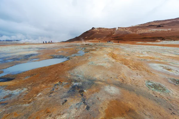 火山景观 Namafjall，冰岛 (臭坑) — 图库照片