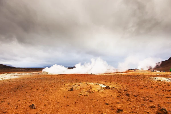 Paisagem vulcânica Namafjall, Islândia (Poços fedorentos ) — Fotografia de Stock