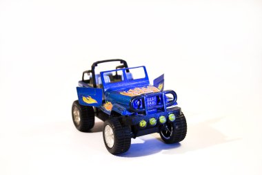 oyuncak jeep