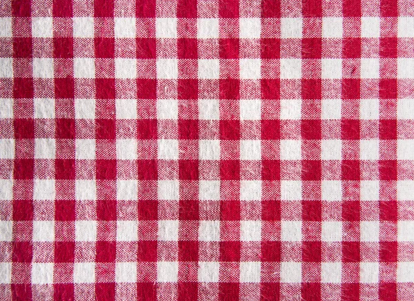 Kırmızı masa örtüsü masa örtüsü.