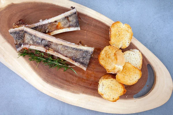 Güney Afrika 'nın en sevdiği kemik iliği ve kızarmış ekmek. Kopyalama alanı olan düz