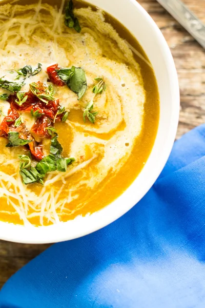 Sopa de purê com tomates — Fotografia de Stock