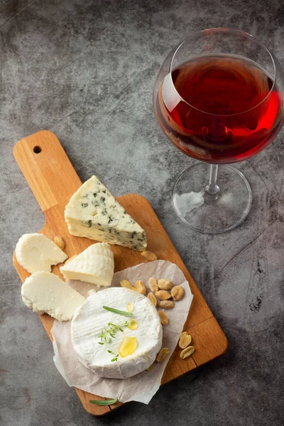 Assorted Cheeses Honey Glass Red Win — Stock Photo, Image