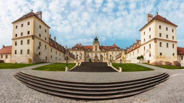 Castillo, Valtice, Moravia, República Checa — Foto de Stock