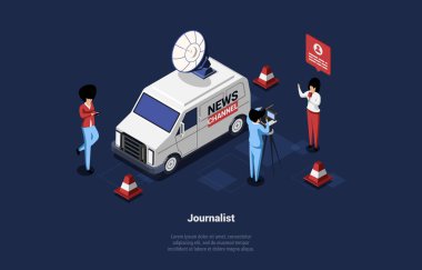 Mikrofon ve kamerayla yayın yapan üç kişilik bir grup, News Channel Van Near. Medya seyircileri için video kaydeden gazeteciler. Vektör Illustration in Cartoon 3D Style, Isometric Composition