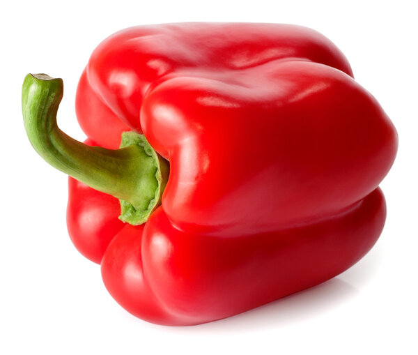 Красный сладкий перец изолирован на белом