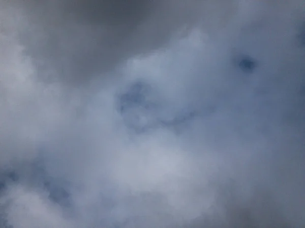 Céu Bonito Com Branco Cinza Nuvens Azuis Bela Foto Cinza — Fotografia de Stock