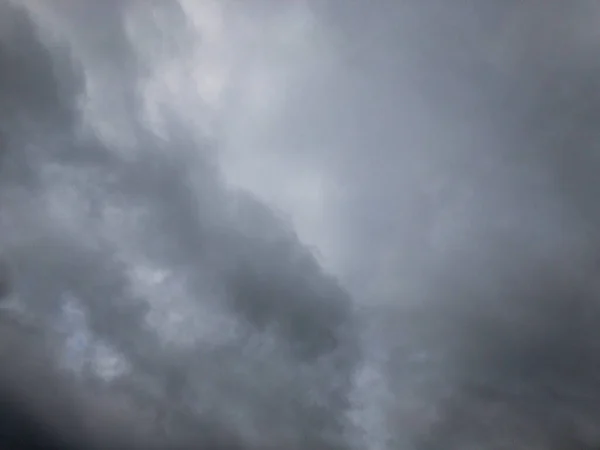 Schöner Himmel Mit Weißen Graublauen Wolken Schönes Foto Von Grauweißen — Stockfoto