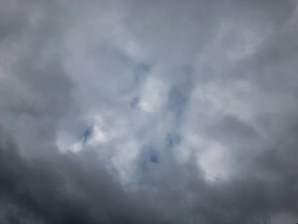 Fotohimmel Mit Grauen Weißen Wolken Sehr Schöne Kombination Aus Grau — Stockfoto