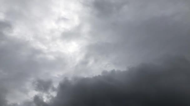 Céu Com Branco Cinza Nuvens Azuis Bela Foto Cinza Branco — Vídeo de Stock