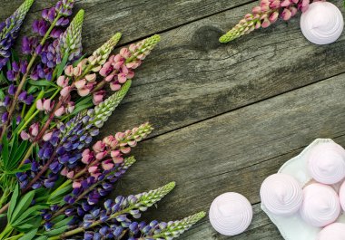 Acı bakla ve pembe hatmi arka plan panoları. Görünüm f