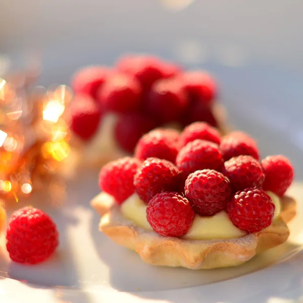 Ahududu ile tartlets