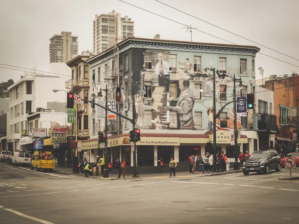 SAN FRANCISCO 16 DE JUNIO: Calle principal de la ciudad de China el 16 de junio de 2015 — Foto de Stock