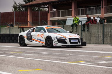 Audi R8 Safatycar M&R Team
