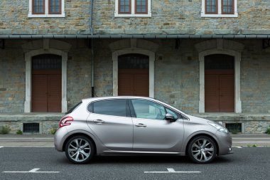 Peugeot 208 E-hdi