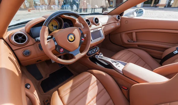 Ferrari bianca California Spider — Foto Stock