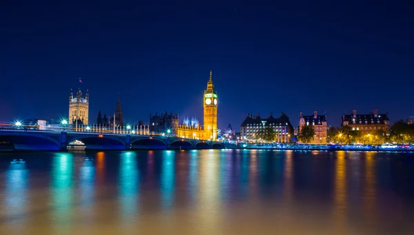 Uitzicht vanaf Thames — Stockfoto