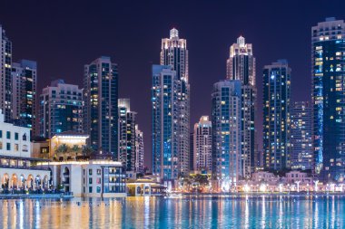 Gece dubai Marina