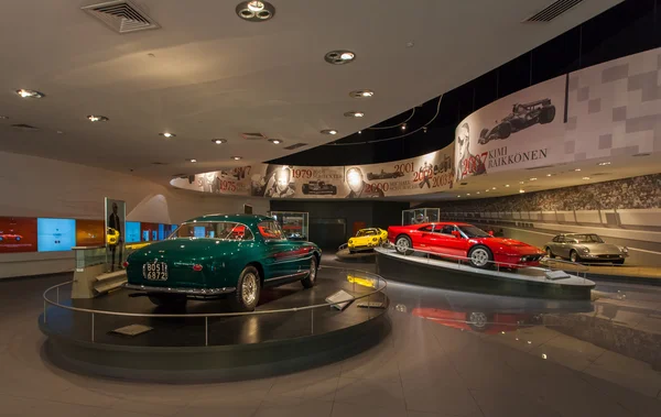 ABU DHABI, UAE - MAY 13,2014: Ferrari World at Yas Island in Abu Dhabi on MAY 13, 2014, UAE. Ferrari World is the largest indoor amusement park in the world. — Stockfoto