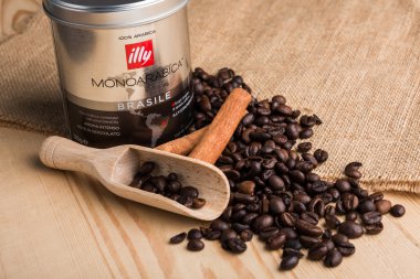 Trieste, İtalya - 27 Aralık 2015: Bir şirket üretimde Illy uzmanlaşmıştır karışımlar tüm dünyada ünlü İtalyan espresso kavurma.