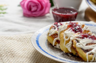 Kahvaltı için kokulu cheesecakes