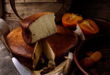 Meyve ile ev yapımı cheesecake