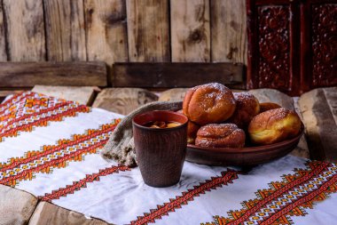 Cam uzvar kurutulmuş meyve