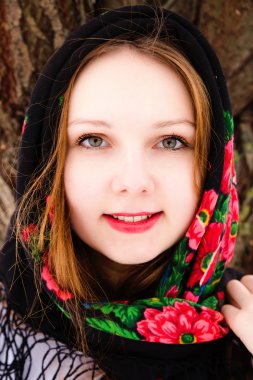 bir şal güzel Rus kız portresi