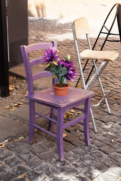 Artificiali bei fiori viola — Foto Stock