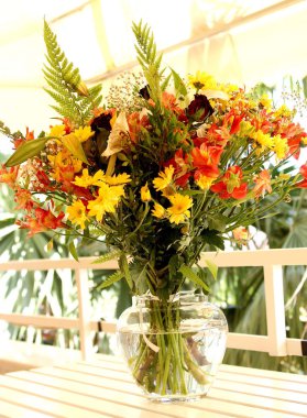 Karışık çiçek buketi