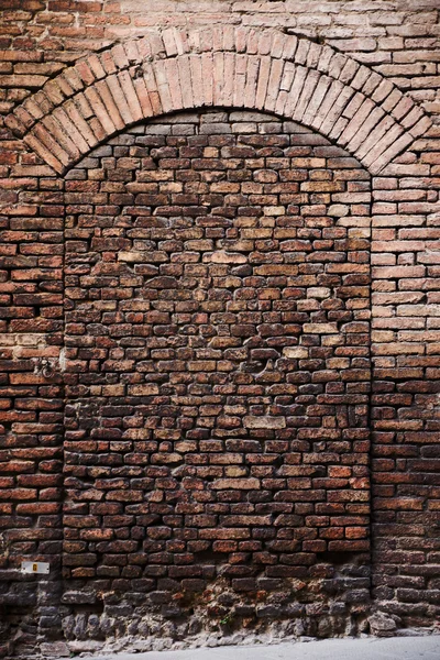 The old brickwork. Door. Background. — Stock Photo, Image