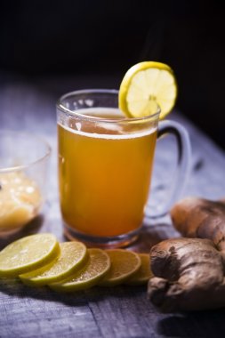 Tatlım çay zencefil ve limon ile