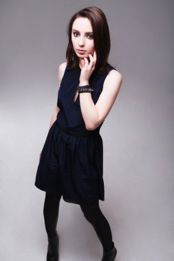 Güzel genç seksi kız